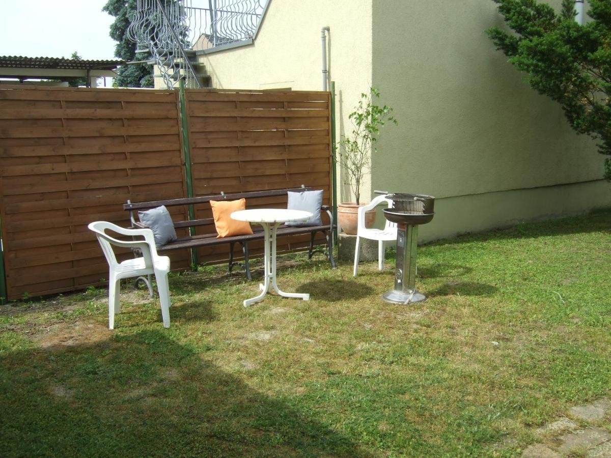 Ferienwohnung Am Neuseenland Rotha Exterior photo